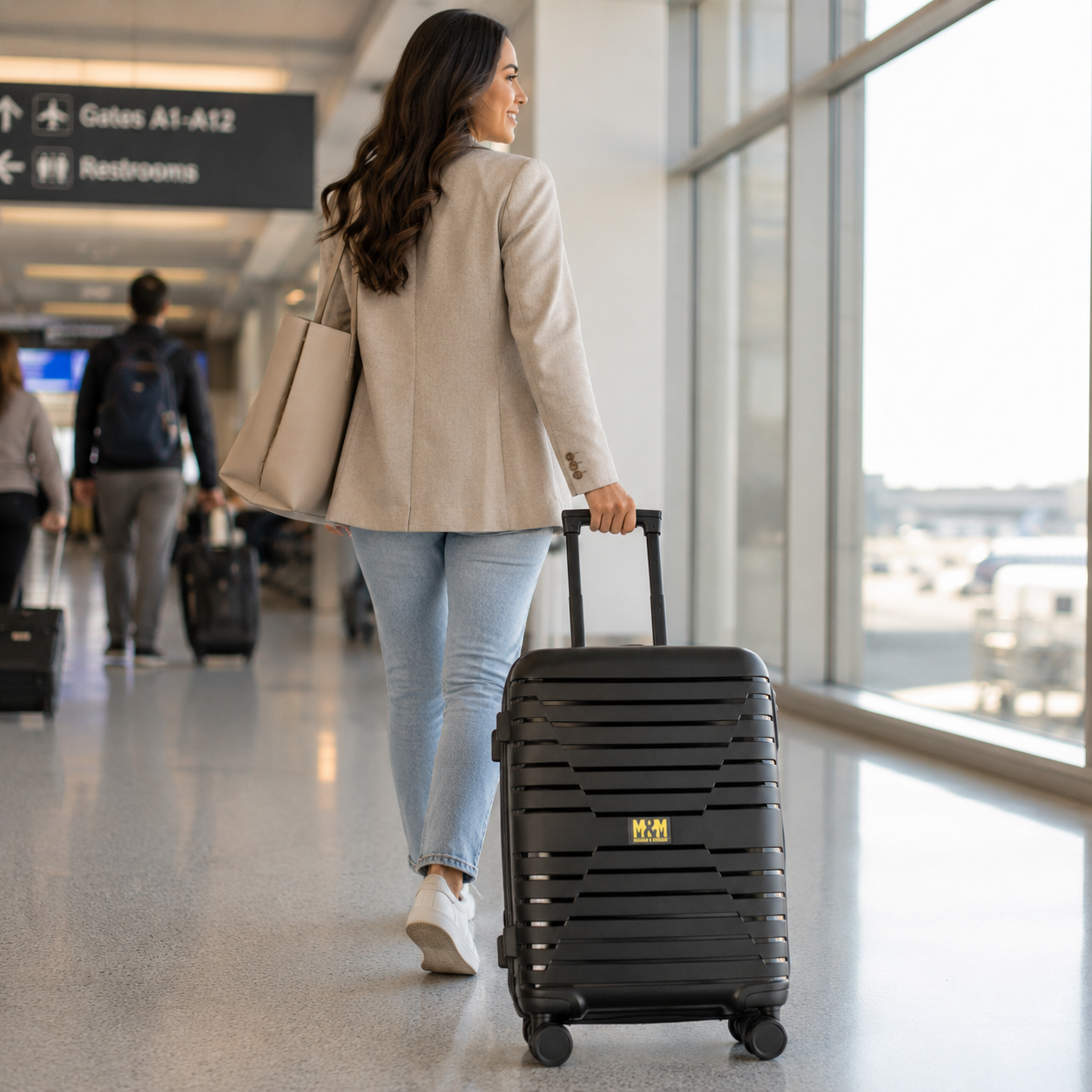 Morgan & Morgan Carry-On Spinner Luggage — Hardshell, 22"